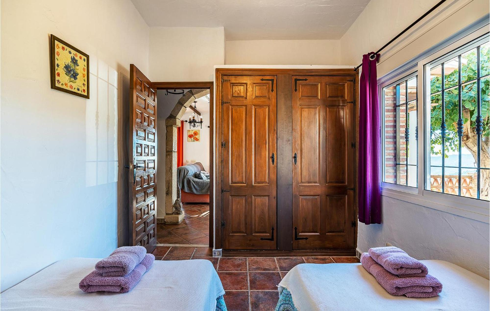 Amazing Home In Frigiliana With Kitchen Εξωτερικό φωτογραφία