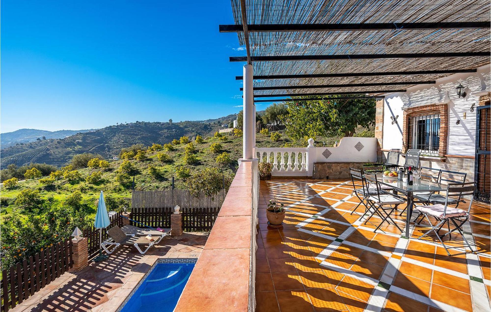 Amazing Home In Frigiliana With Kitchen Εξωτερικό φωτογραφία